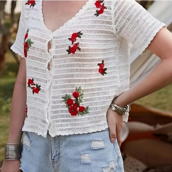 Bohemian Short Sleeve Knit Cardigan for Women - Casual Hollow - Picture 3 of 4